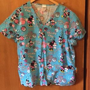 Scrub top 2X Minnie Mouse